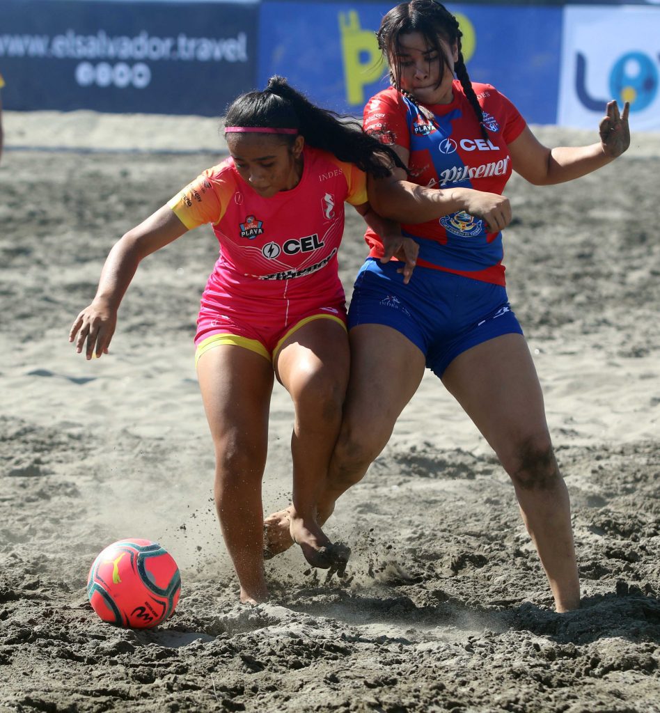 FUTBOL FEMENINO: Compacto de goles en el triunfo de Midland ante Berazategui  por 2 x 0 !!!, By Funebrero TV