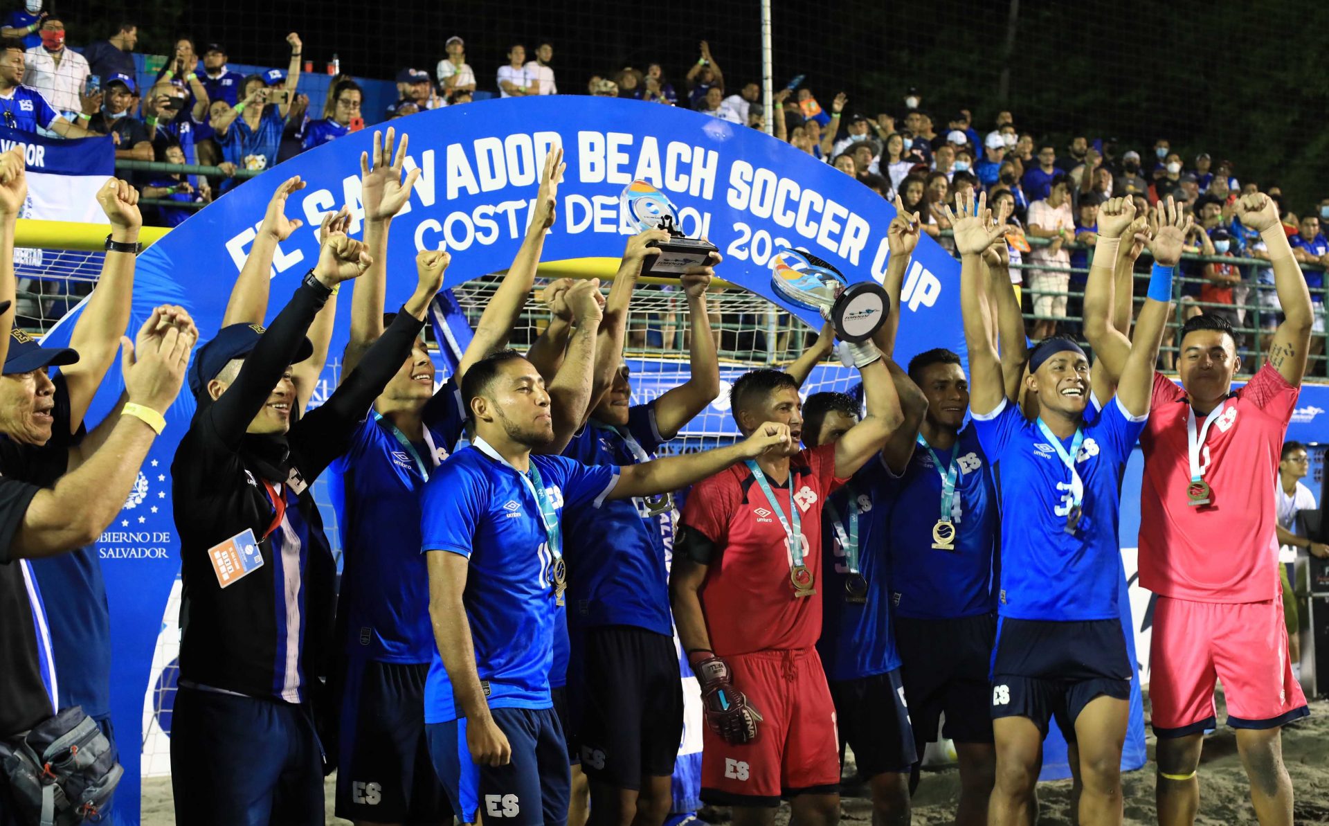 El Salvador Se Llevo El Titulo Del “el Salvador Beach Soccer 2022” News Millenium 5372
